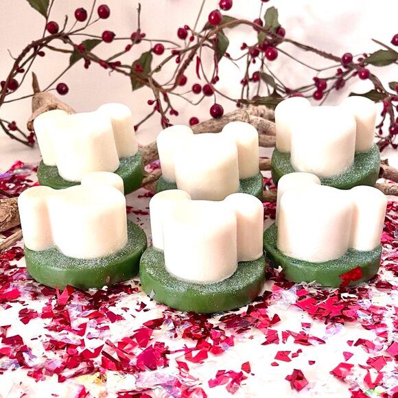 Mouse Holiday Soaps with card included with every soaps. " Set of 2 soaps" - Picture 3 of 5